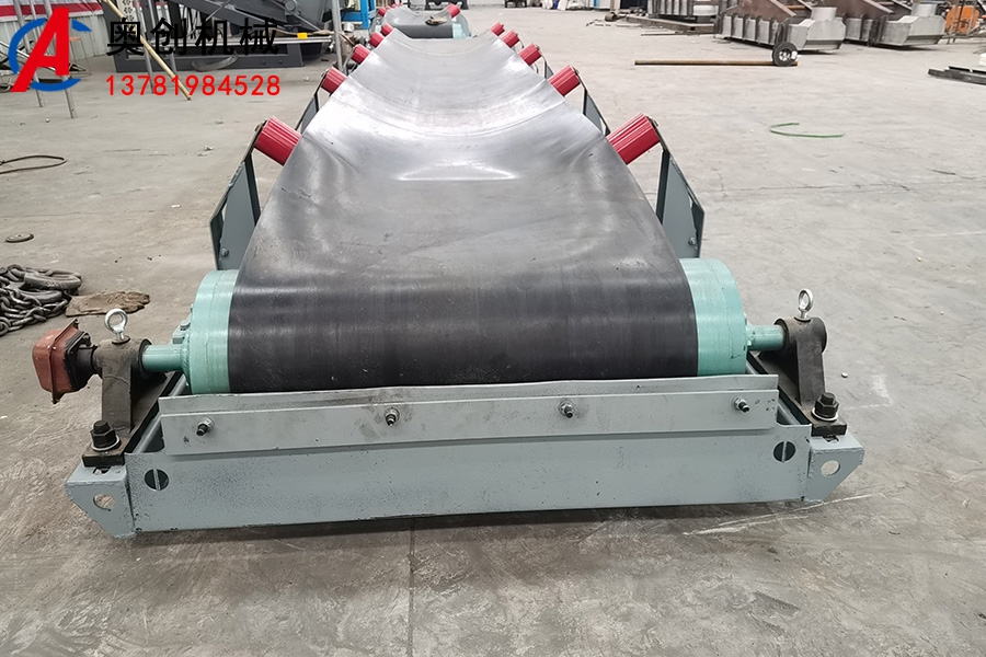 皮帶輸送機(jī)的技術(shù)要求及設(shè)計(jì)要點(diǎn) 皮帶輸送機(jī)的技術(shù)要求及設(shè)計(jì)要點(diǎn)